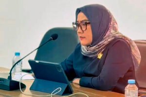 Wakil Ketua I DPRD Sulawesi Barat, Sitti Suraidah Suhardi